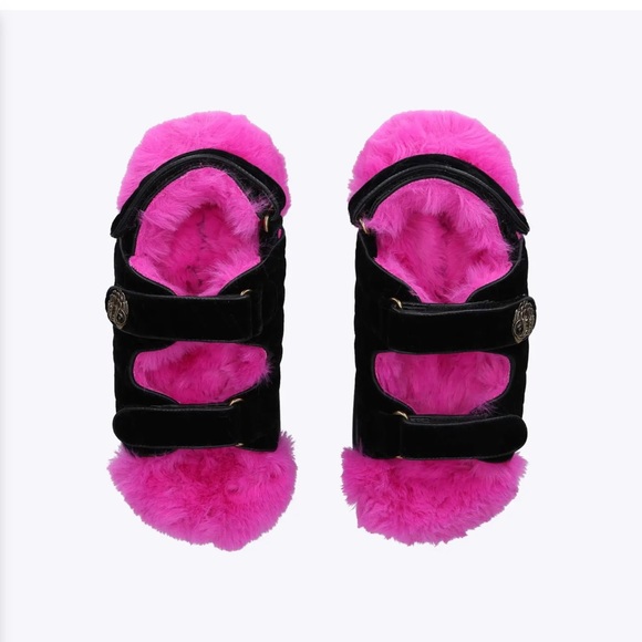 NWT Kurt Geiger Furry Pink Sandals Modern Luxury Style Barbie Core Pink Sold out - Picture 3 of 8